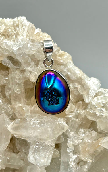 Aura Druzy Pendant