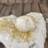 Stilbite Tumbled (1pc)